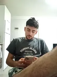 Yasinyasin7 — Stripchat stream photo (Mar 2026)