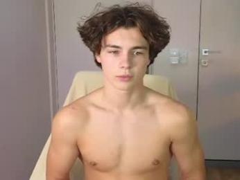 whiteskyy_ — Chaturbate stream photo (Aug 2026)