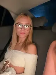 Lucy_lu01 — вебкам-модель онлайн на stripchat
