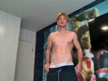 sashenkka — вебкам-модель онлайн на chaturbate