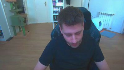 bigdickyoun1 — вебкам-модель онлайн на cam4
