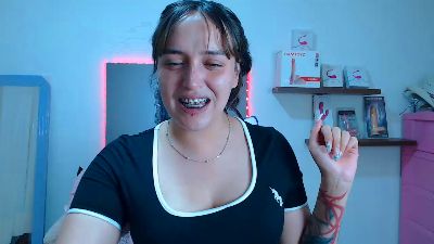 anyela_bubble18 — вебкам-модель онлайн на cam4