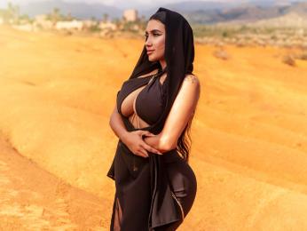 AliceMeye — вебкам-модель онлайн на livejasmin