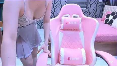 Toyota_Motor_Corporation — вебкам-модель онлайн на stripchat