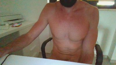 naturist__xl — вебкам-модель онлайн на cam4