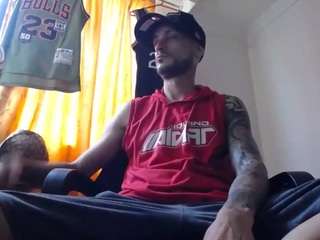 maestrojhon14 — вебкам-модель онлайн на camsoda