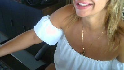 Enia — Cam4 stream photo (Sep 2026)