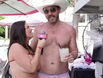 cb15 — вебкам-модель онлайн на chaturbate