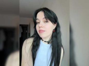 Businka13 — вебкам-модель онлайн на bongacams