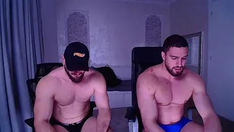 IvanHydee — вебкам-модель онлайн на stripchat