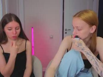 ihavepaws33 — вебкам-модель онлайн на chaturbate