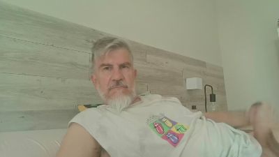 gironafun — вебкам-модель онлайн на cam4