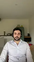 eauminerale — вебкам-модель онлайн на stripchat