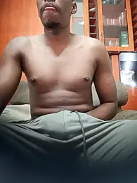 Lovelybouyy — Stripchat stream photo (Apr 2026)