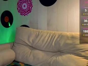 debugmee — вебкам-модель онлайн на chaturbate