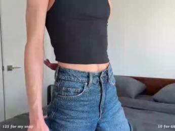 hadley19 — Chaturbate stream photo (Mar 2026)