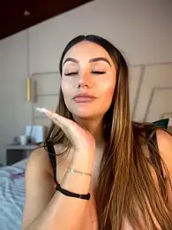 Miss_ary — Stripchat stream photo (Apr 2026)