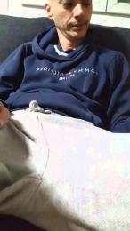 Jerjer42 — вебкам-модель онлайн на cam4