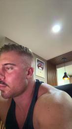 Bigwhitebull — Cam4 stream photo (Jan 2026)