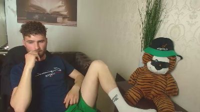 KyloEast — Cam4 stream photo (Apr 2026)
