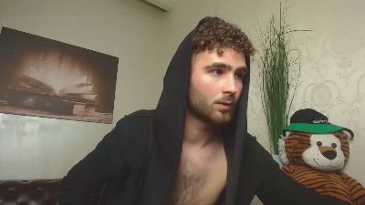 KyloEast — Cam4 stream photo (Apr 2026)