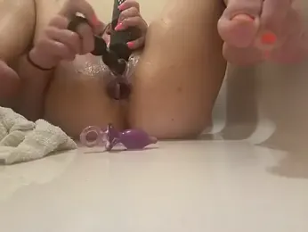 MegaTinyyy — Stripchat profile photo