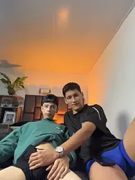 SebastianReed_ — вебкам-модель онлайн на stripchat