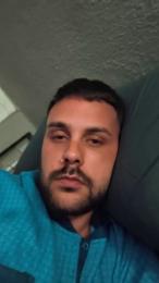 Neuto99 — вебкам-модель онлайн на cam4