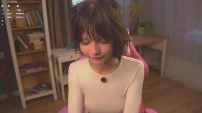 LavonaTrott — Cam4 stream photo (Aug 2026)