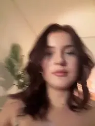 MaribelRiver — вебкам-модель онлайн на stripchat