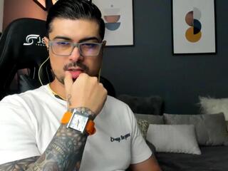 Wext — Flirt4free stream photo (Jun 2026)