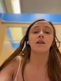 lunagirl13 — вебкам-модель онлайн на stripchat