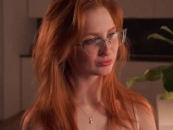 lynnalltop — вебкам-модель онлайн на chaturbate