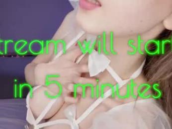 melissaxcbx — вебкам-модель онлайн на chaturbate