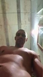 maxi2039 — вебкам-модель онлайн на cam4