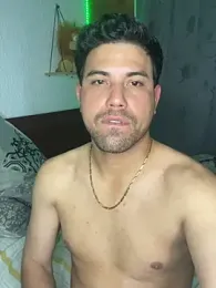 jsjsandres — вебкам-модель онлайн на stripchat