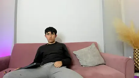 hoot_booys_ — вебкам-модель онлайн на stripchat