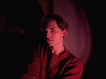 EvanDionys — вебкам-модель онлайн на livejasmin