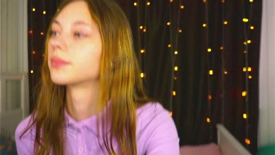 RessieCser — Cam4 stream photo (May 2026)