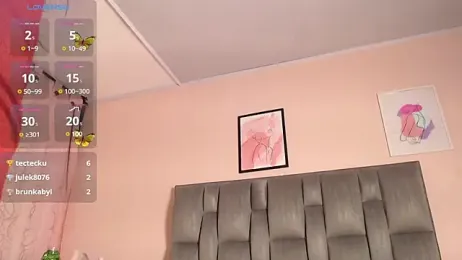 Ailyn-8 — Stripchat stream photo (Nov 2025)