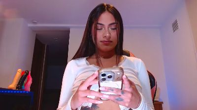 im_charlotte222 — Cam4 stream photo (Sep 2026)