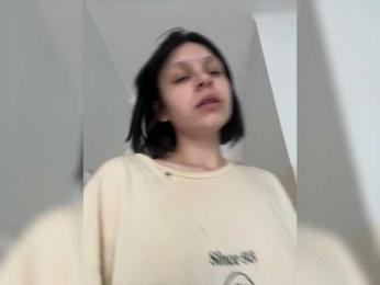 mefidufi — вебкам-модель онлайн на bongacams