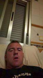 antoniolg3 — Cam4 stream photo (Jun 2026)