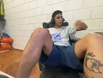 Max_TheHorseDick — Stripchat stream photo (Mar 2026)