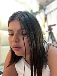 Lia_sexx — вебкам-модель онлайн на stripchat