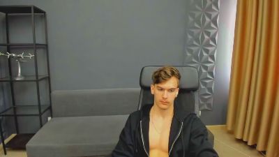 BradyFlint — вебкам-модель онлайн на cam4