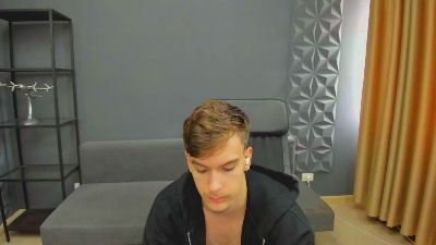 BradyFlint — вебкам-модель онлайн на cam4