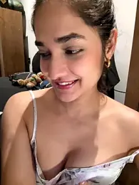 amcutefatima_ — Stripchat stream photo (Dec 2025)