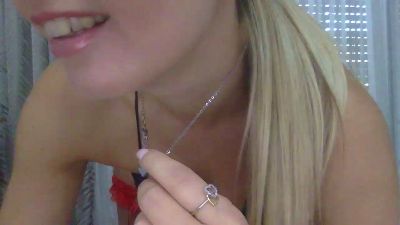 LOOKMEFRAGOLA — вебкам-модель онлайн на cam4