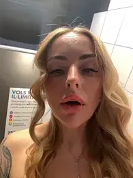 EmaSalis — Stripchat stream photo (Mar 2026)